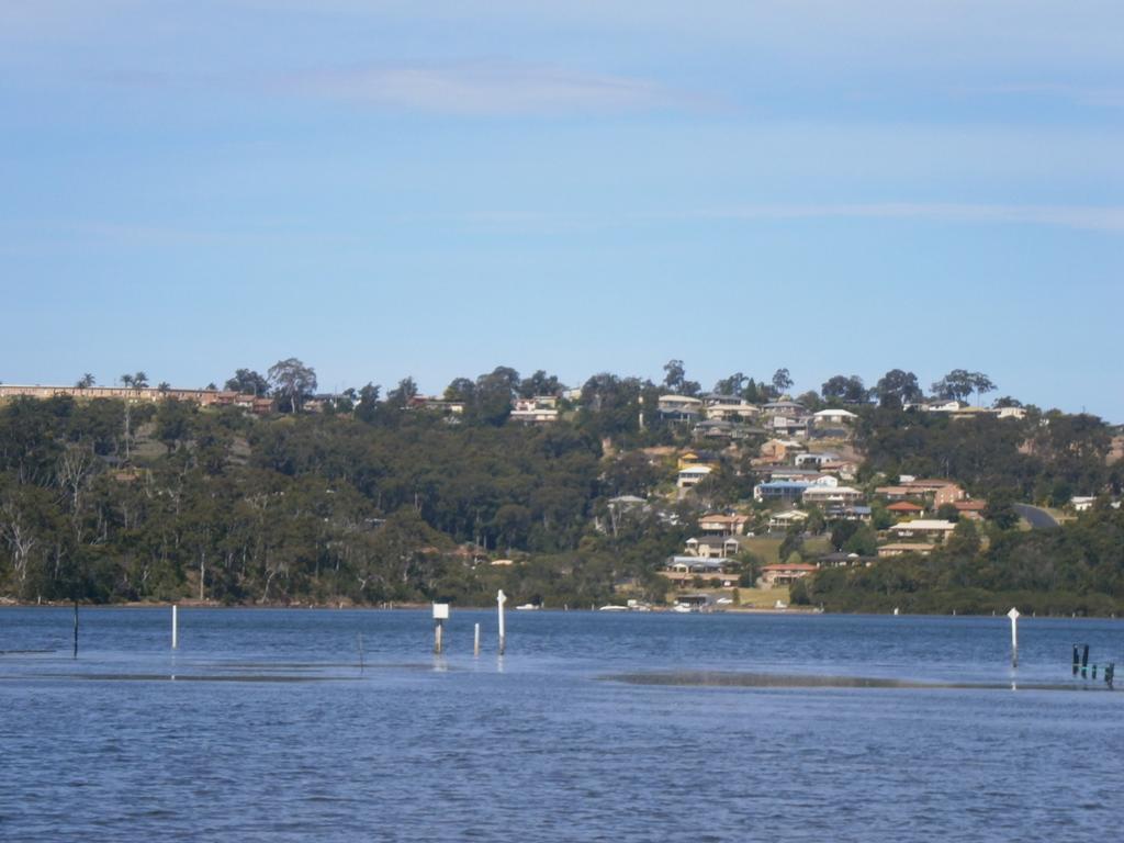 Top Of The Lake Holiday Units Merimbula Bagian luar foto