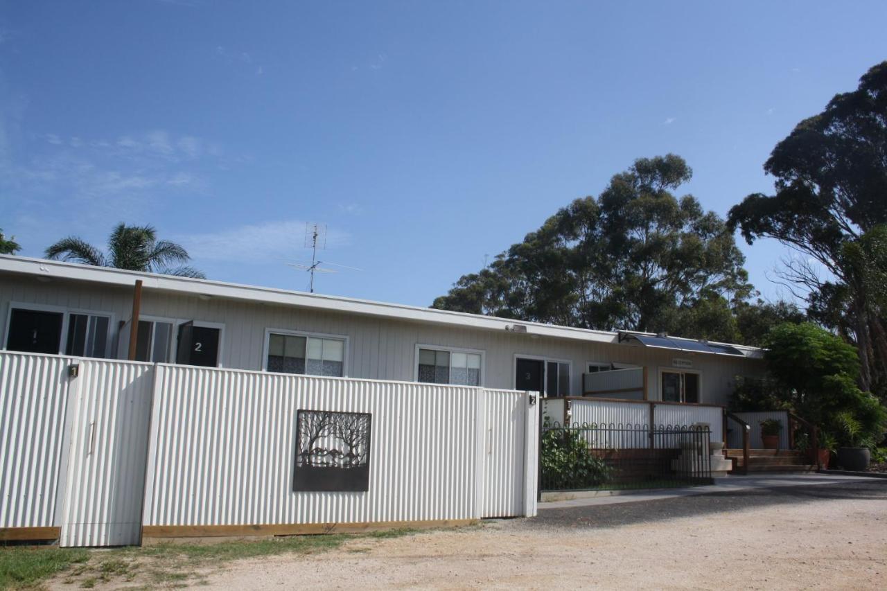 Top Of The Lake Holiday Units Merimbula Bagian luar foto
